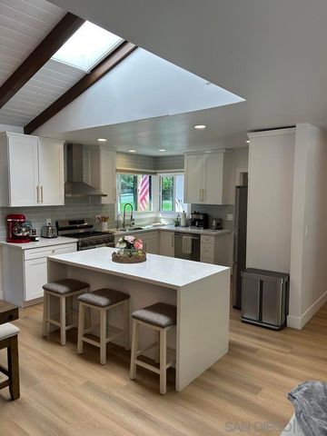 1745 Redwing St, San Marcos, CA 92078