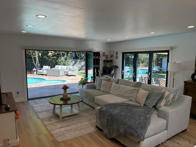 1745 Redwing St, San Marcos, CA 92078