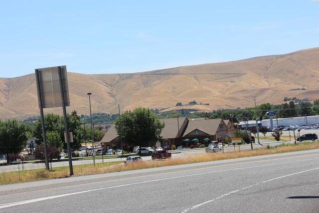Lot 2 Wine Country Rd, Prosser, WA 99350
