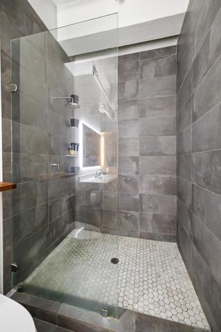 705 Main Street 516, Houston, TX 77002