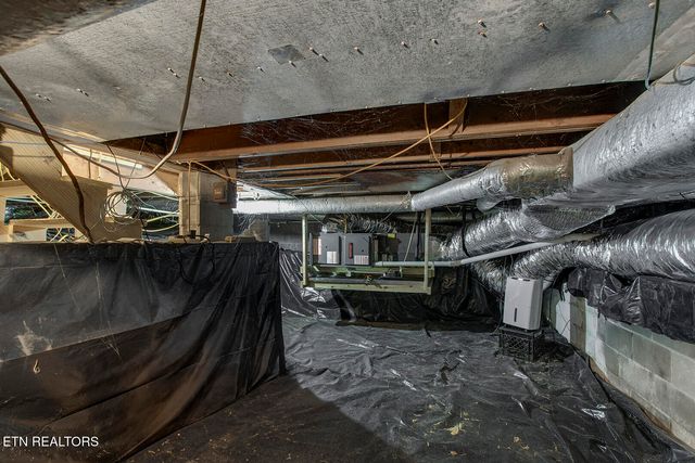 522 Court St, Wartburg, TN 37887