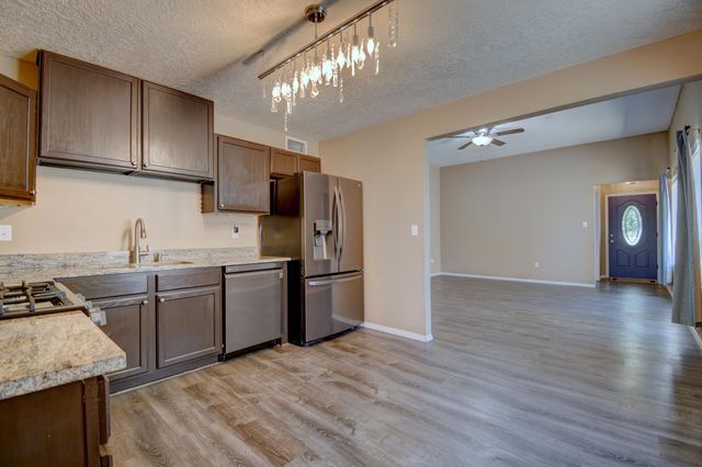 5759 Pinon Altos Road NW, Albuquerque, NM 87114