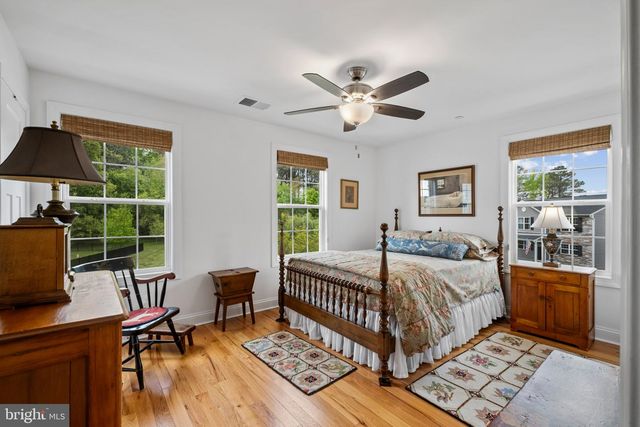 126 WATERMANS COVE LN, Chester, MD 21619