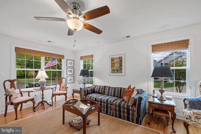 126 WATERMANS COVE LN, Chester, MD 21619