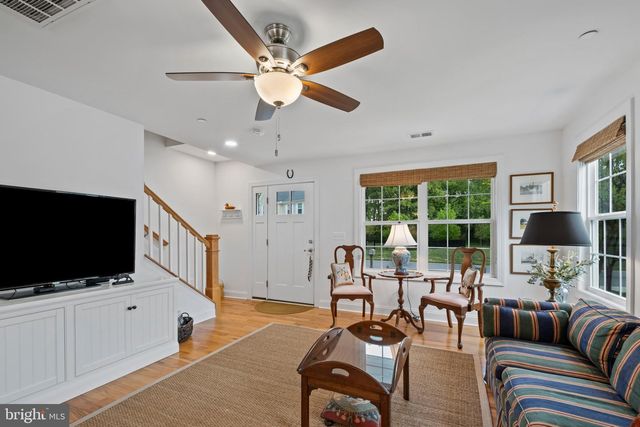 126 WATERMANS COVE LN, Chester, MD 21619