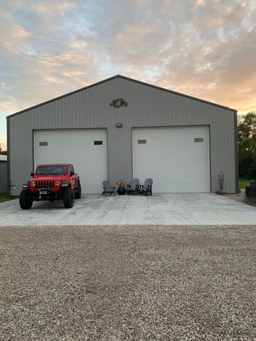 1309 E 12th Street N, Newton, IA 50208