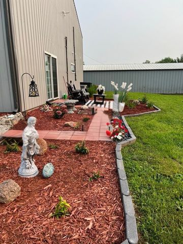 1309 E 12th Street N, Newton, IA 50208