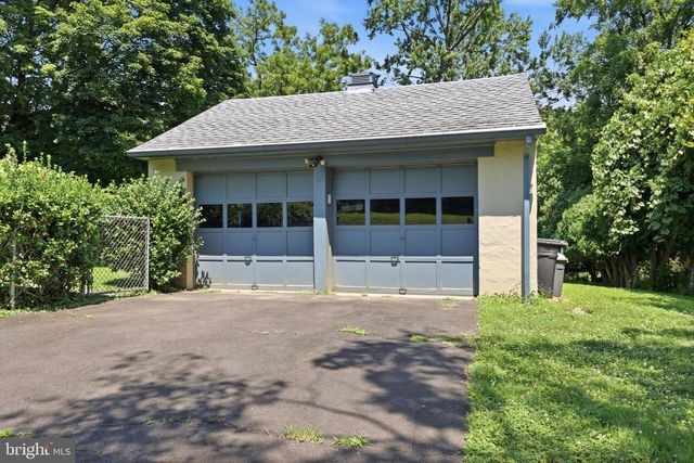 20 TREVOSE RD, Feasterville Trevose, PA 19053