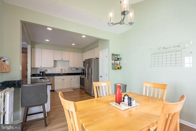 43287 CHOKEBERRY SQ, Ashburn, VA 20147