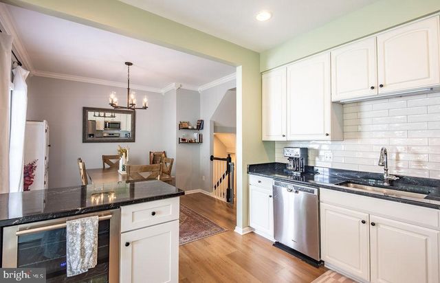 43287 CHOKEBERRY SQ, Ashburn, VA 20147