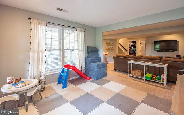 43287 CHOKEBERRY SQ, Ashburn, VA 20147