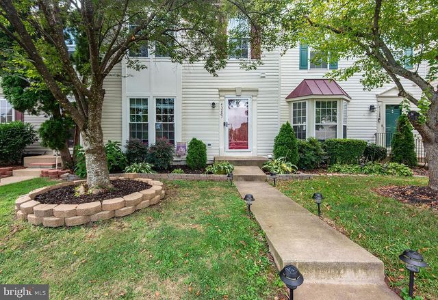 43287 CHOKEBERRY SQ, Ashburn, VA 20147