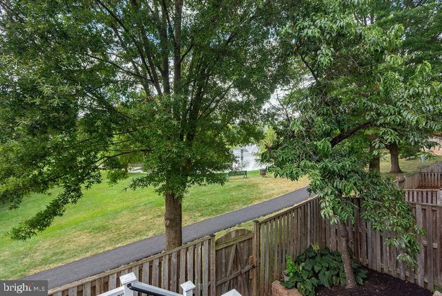 43287 CHOKEBERRY SQ, Ashburn, VA 20147