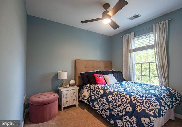 43287 CHOKEBERRY SQ, Ashburn, VA 20147