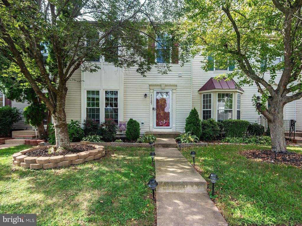 43287 CHOKEBERRY SQ, Ashburn, VA 20147