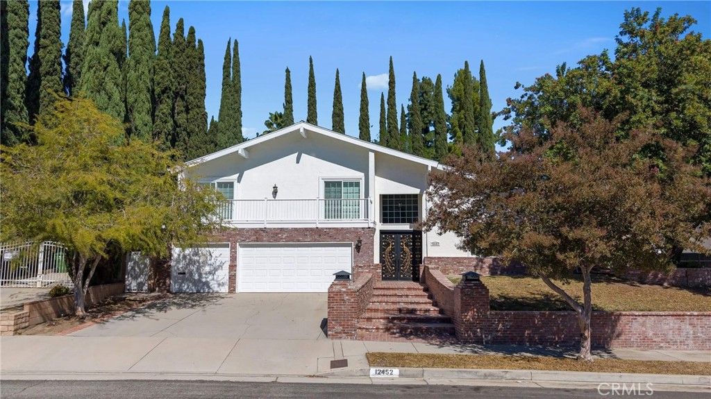 12452 Bradford, Granada Hills, CA 91344 — exterior
