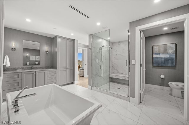 13925 Old Coast RD 1003, Naples, FL 34110