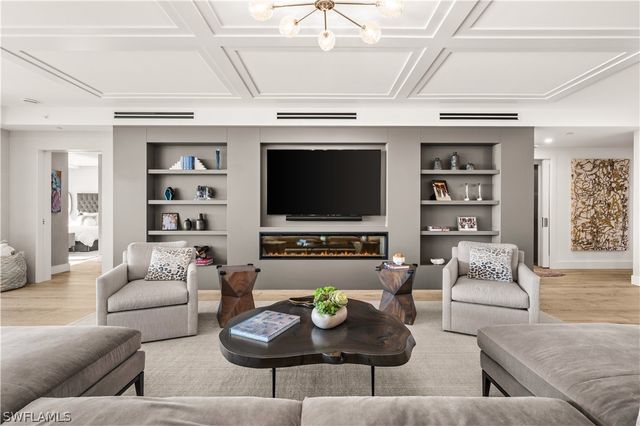 13925 Old Coast RD 1003, Naples, FL 34110