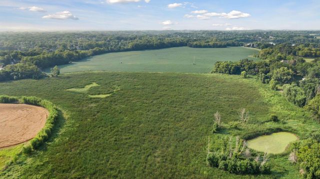 24x2 Holy Name Drive, Medina, MN 55340