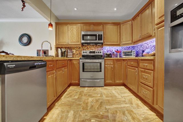 4751 NW 21st Street, Lauderhill, FL 33313