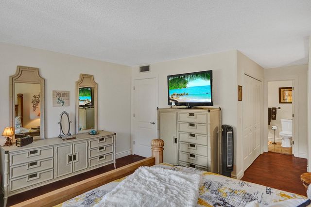 4751 NW 21st Street, Lauderhill, FL 33313