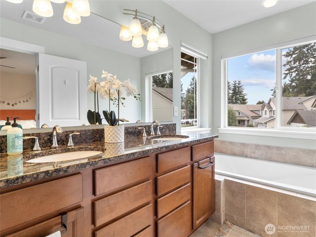 9209 Vancouver Drive NE, Lacey, WA 98516