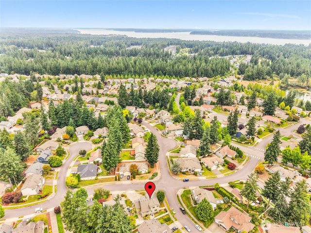 9209 Vancouver Drive NE, Lacey, WA 98516