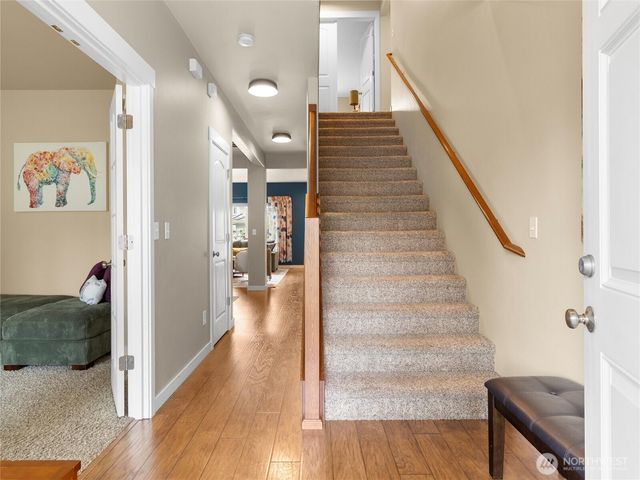 9209 Vancouver Drive NE, Lacey, WA 98516
