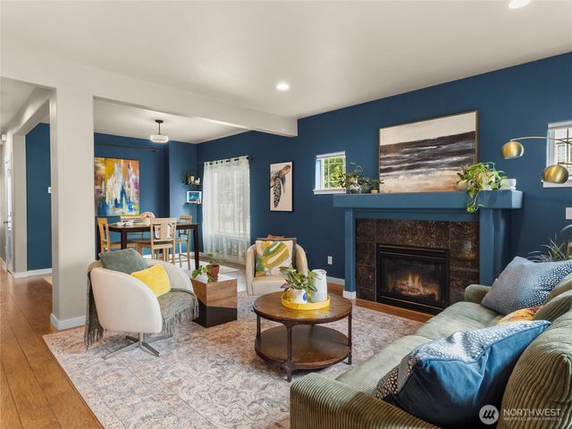 9209 Vancouver Drive NE, Lacey, WA 98516