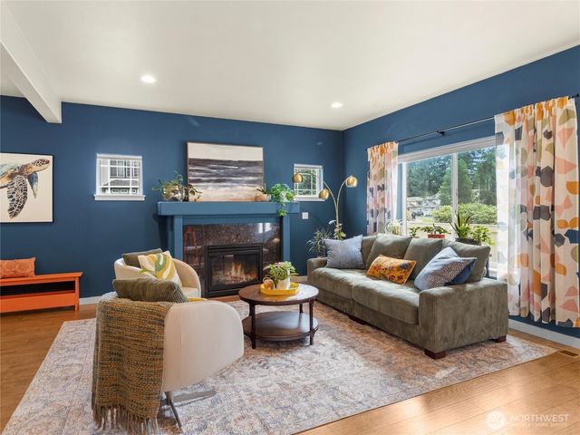 9209 Vancouver Drive NE, Lacey, WA 98516