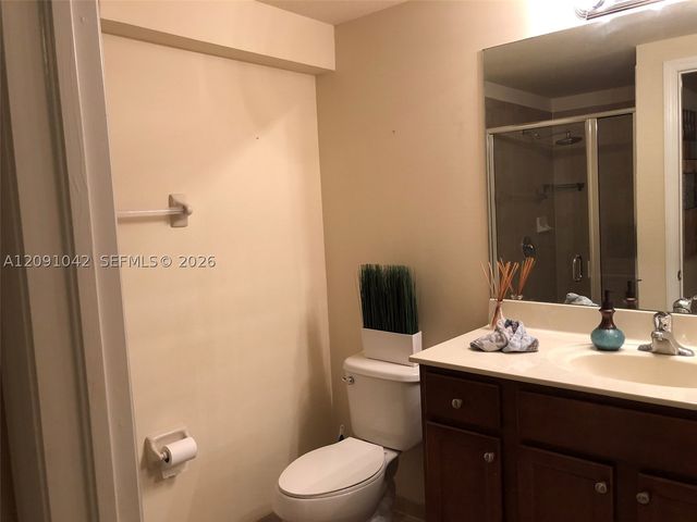 17087 SW 93rd St, Miami, FL 33196