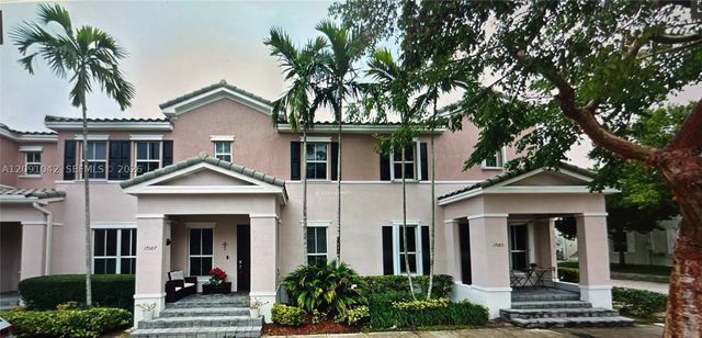 17087 SW 93rd St, Miami, FL 33196