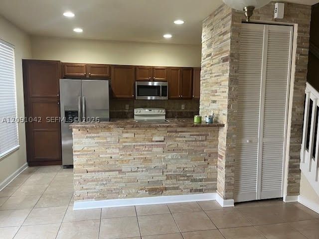 17087 SW 93rd St, Miami, FL 33196