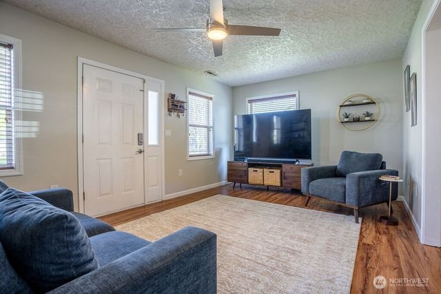 3025 Florida Street, Longview, WA 98632