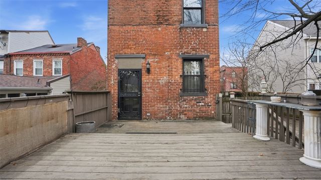 1411 Page St, Manchester, PA 15233