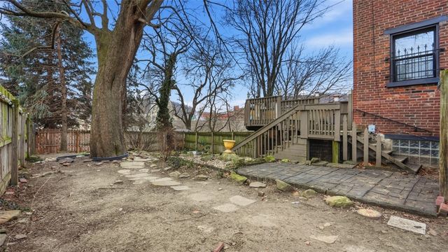 1411 Page St, Manchester, PA 15233