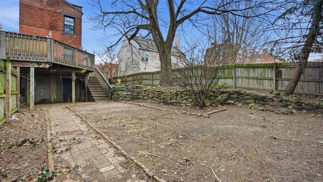 1411 Page St, Manchester, PA 15233