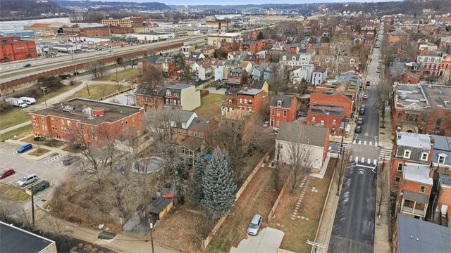 1411 Page St, Manchester, PA 15233