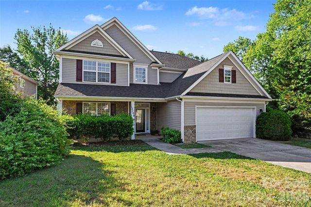 12700 Oldehurst Place, Charlotte, NC 28262