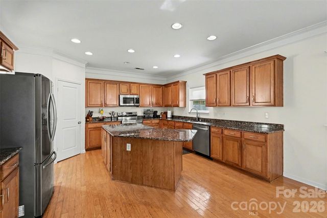 12700 Oldehurst Place, Charlotte, NC 28262