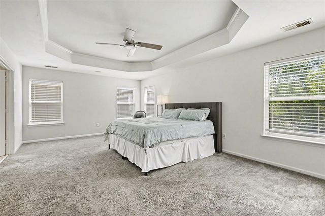 12700 Oldehurst Place, Charlotte, NC 28262