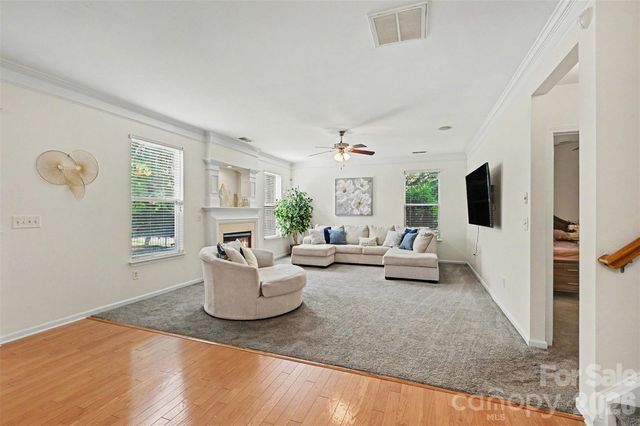 12700 Oldehurst Place, Charlotte, NC 28262