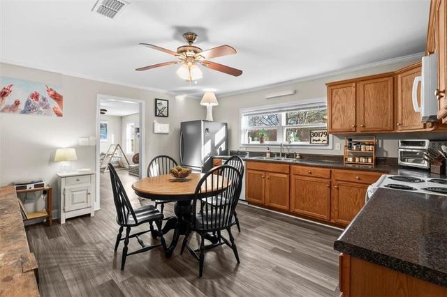 718 Baskin Road, Temple, GA 30179