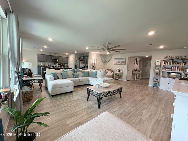 8257 Curry Road, Biloxi, MS 39532