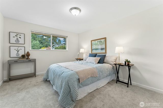 804 Lynnwood Avenue NE, Renton, WA 98056
