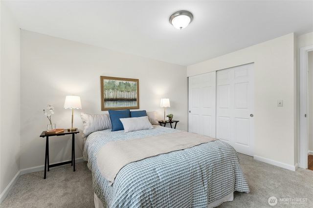 804 Lynnwood Avenue NE, Renton, WA 98056