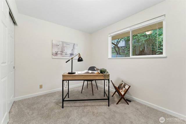 804 Lynnwood Avenue NE, Renton, WA 98056