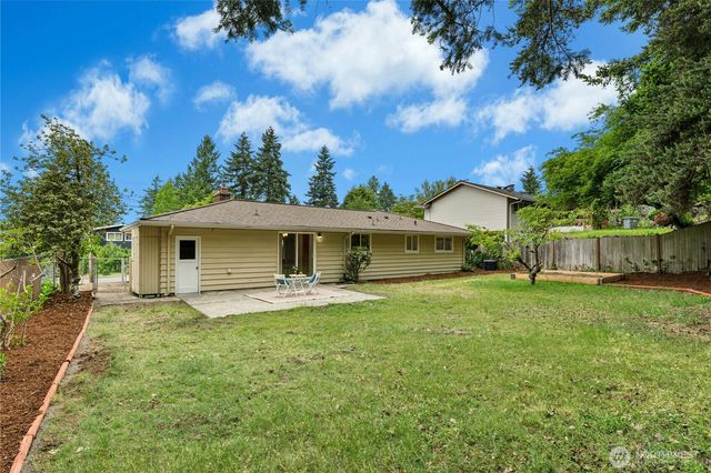 804 Lynnwood Avenue NE, Renton, WA 98056