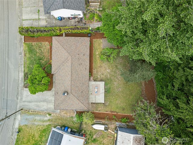 804 Lynnwood Avenue NE, Renton, WA 98056
