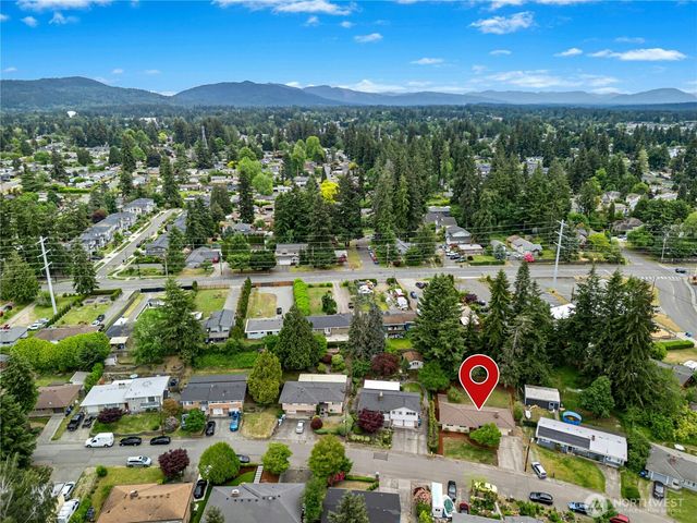 804 Lynnwood Avenue NE, Renton, WA 98056